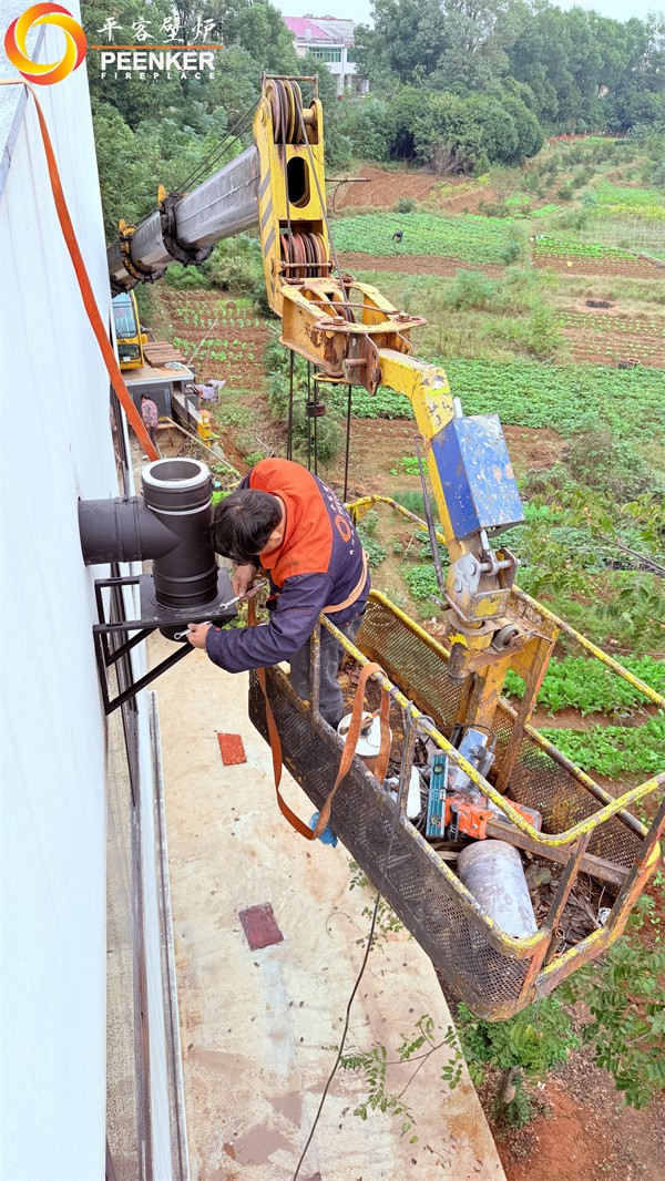 益阳自建别墅丹麦Morso 2140铸铁火炉安装.jpg