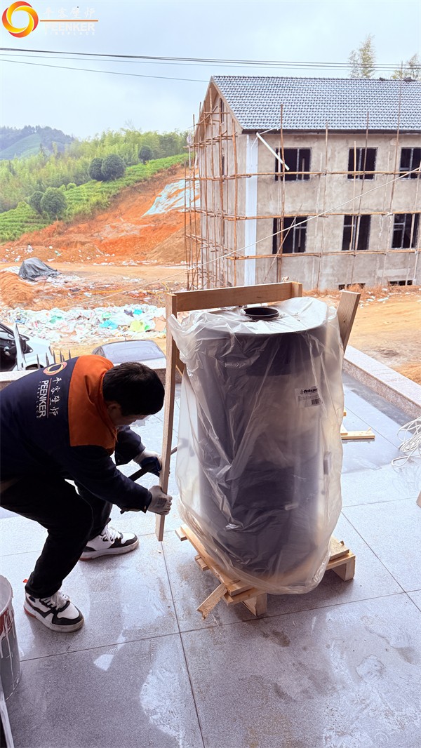 安吉自建别墅丹麦Aduro 9.1钢板壁炉安装.jpg