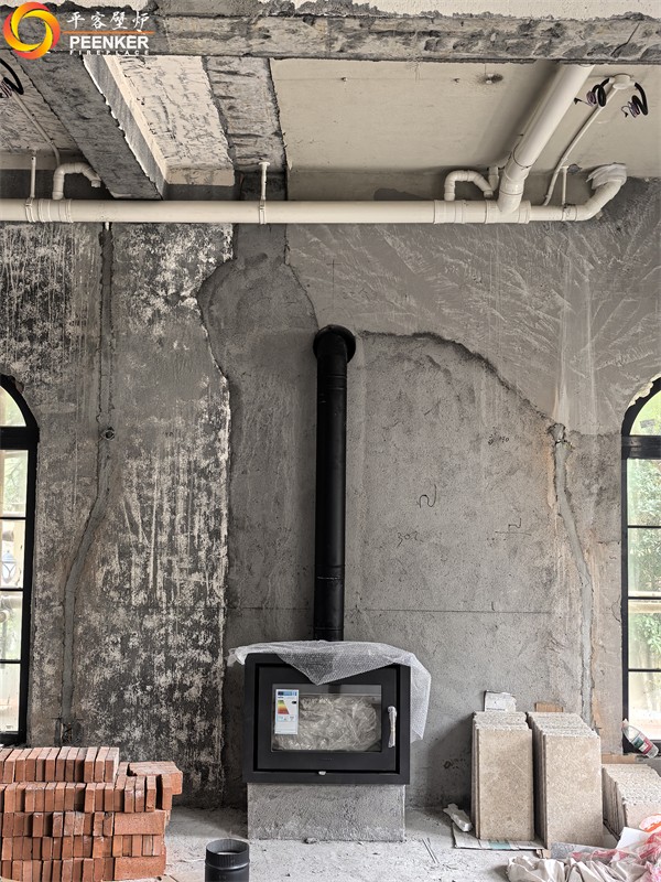 海宁别墅丹麦Morso 5660嵌入式壁炉安装.jpg
