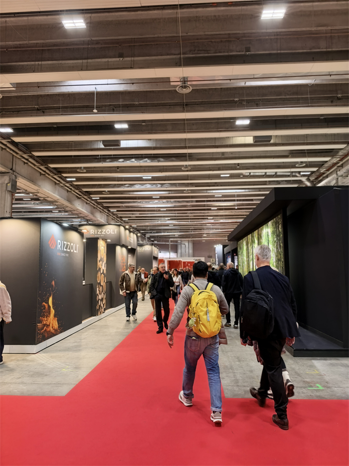 平客远赴意大利Progetto Fuoco壁炉展，只为甄选好壁炉.jpg