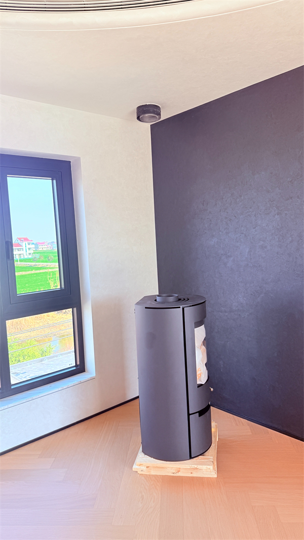 自建房安装燃木壁炉：实用又有格调的理想选择.jpg